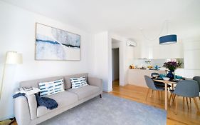 Blue By The River 1 - Elegant Two-Bedroom In Santos